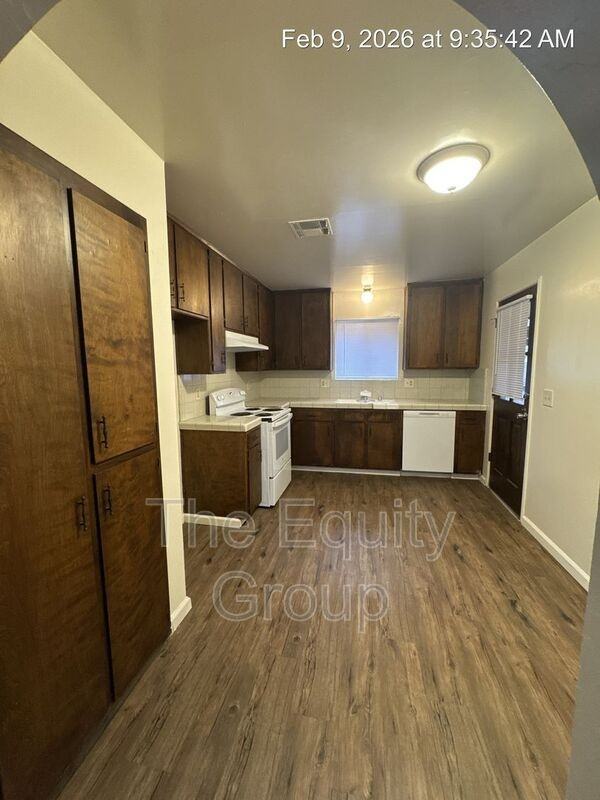 3507 W Colonial Ave - Photo 4 of 19