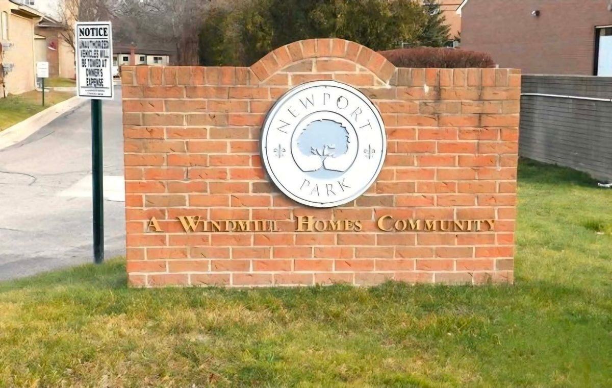 9026 Newport Way - Photo 4 of 22