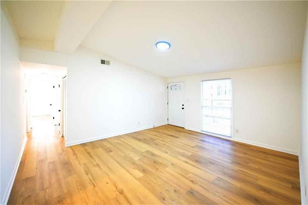 88 Lucia Dr Se - Photo 7 of 30