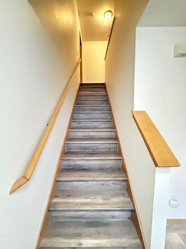 6830 188th St Ne #B - Photo 3 of 42