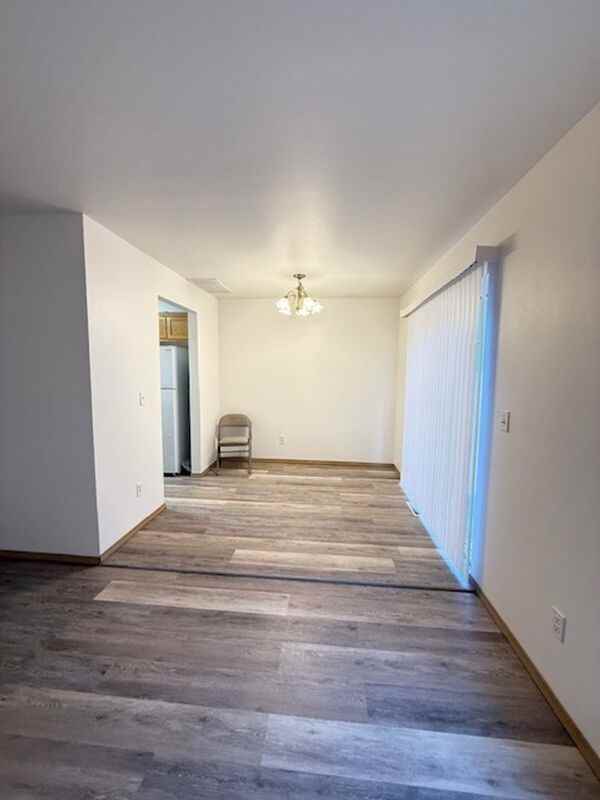 6830 188th St Ne #B - Photo 6 of 42