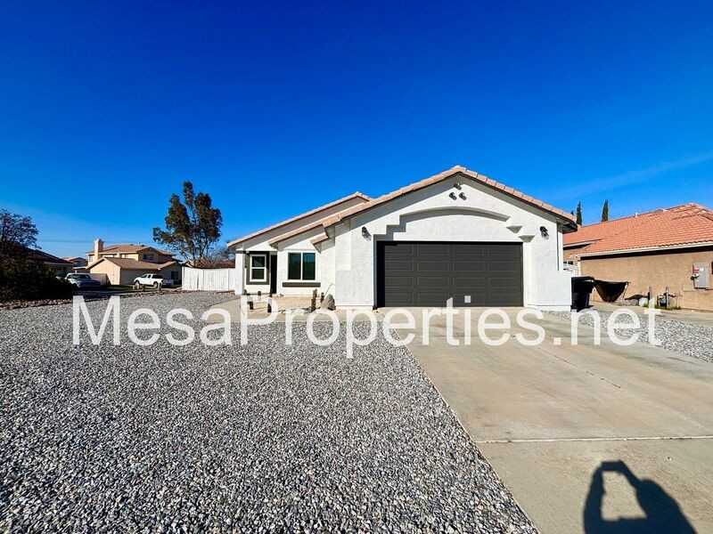 13744 Salado Way - Photo 3 of 24