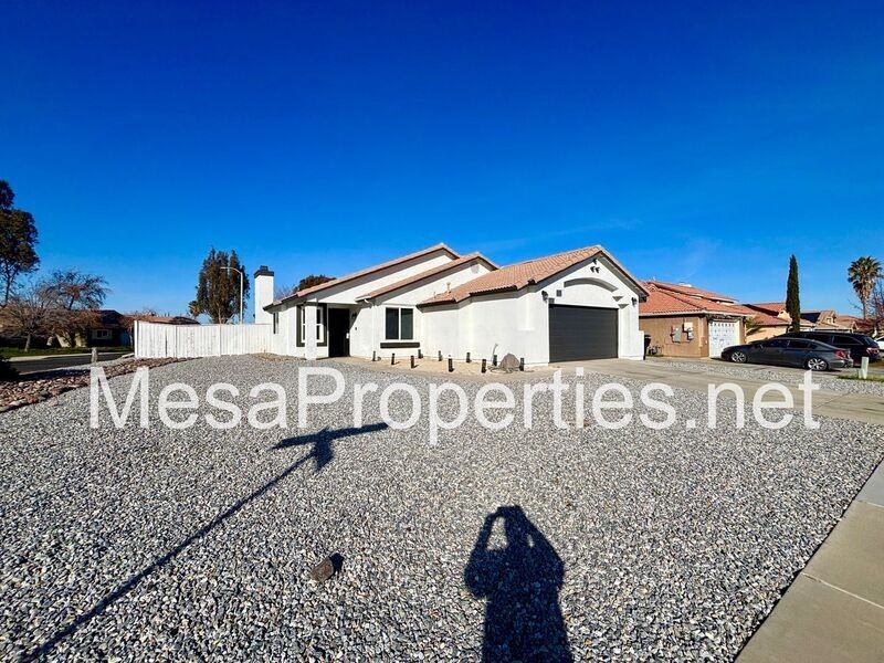 13744 Salado Way - Photo 4 of 24