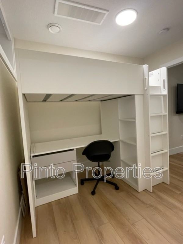 8717 110 St Nw #BS - Photo 6 of 16