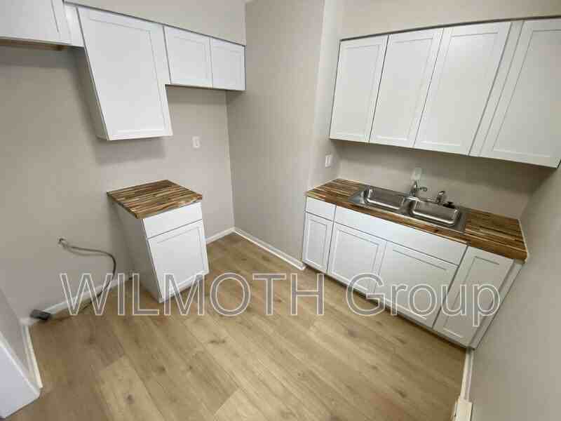 701 S 14th St #1B - Photo 5 of 9