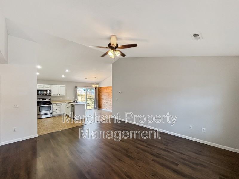 6 Red Cardinal Ct - Photo 3 of 17