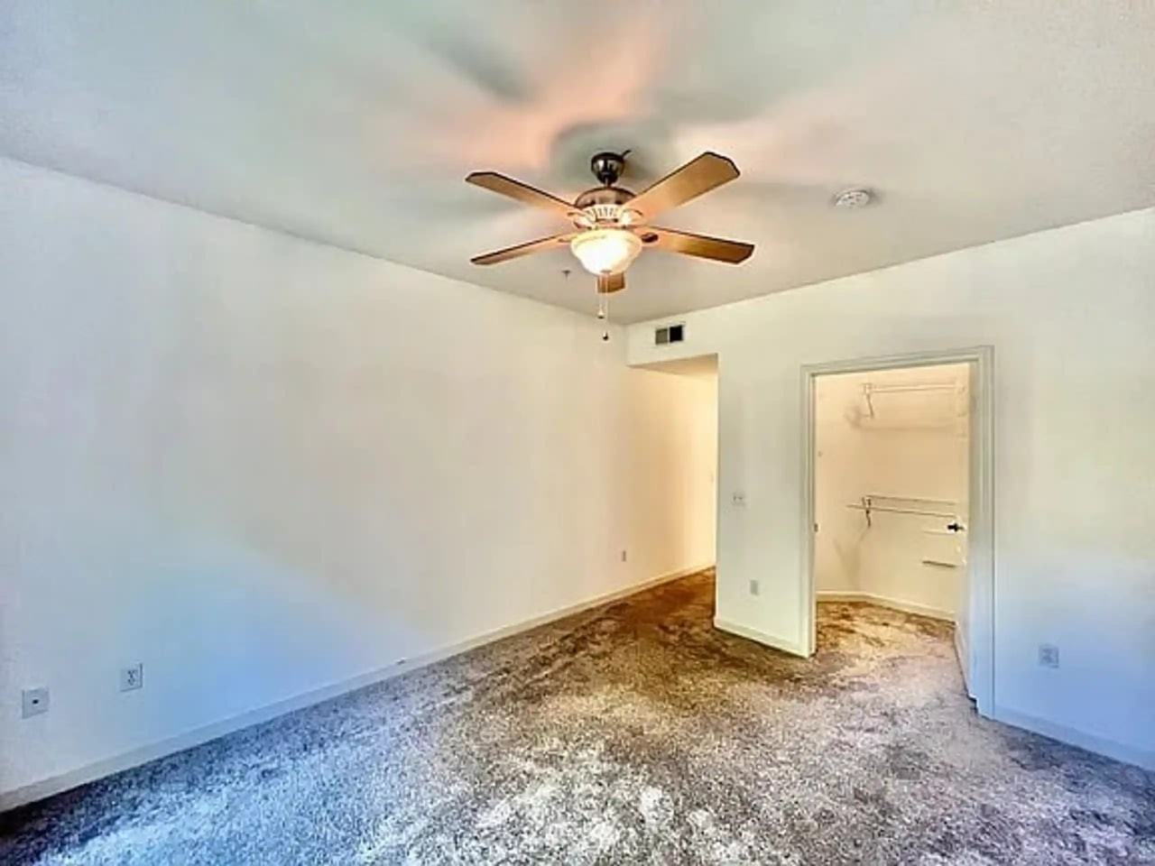 7671 Mission Gorge Rd - Photo 2 of 14