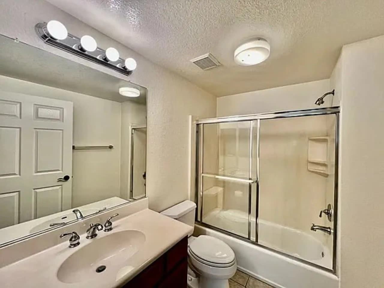 7671 Mission Gorge Rd - Photo 7 of 14