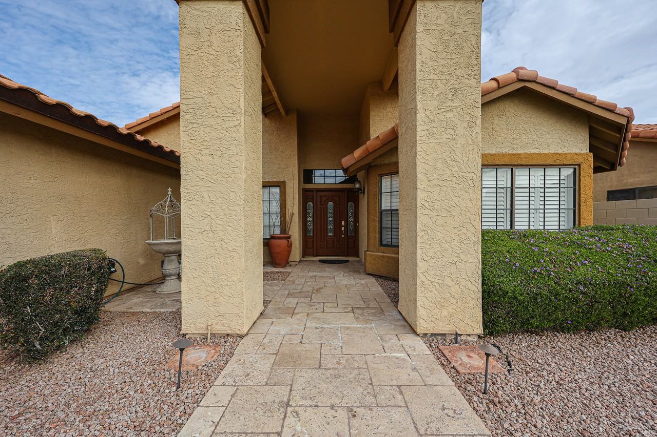 532 E Stonebridge Dr - Photo 5 of 50