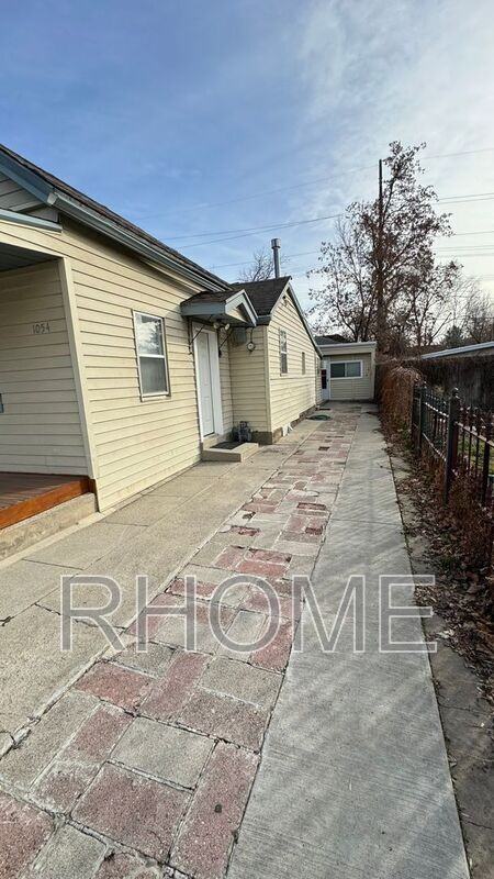 1054 Wilson Ave - Photo 7 of 25