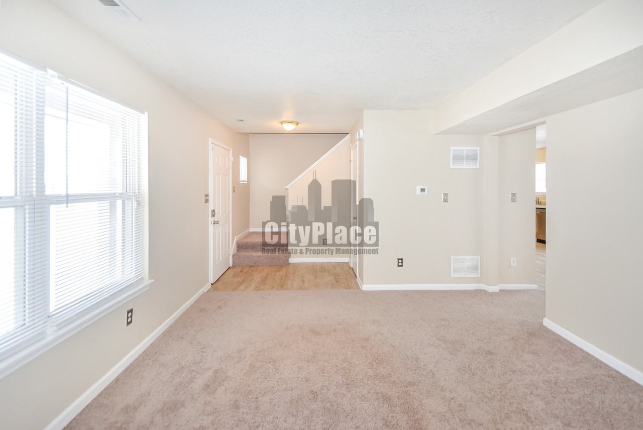 11324 Roundwood Ct - Photo 6 of 32