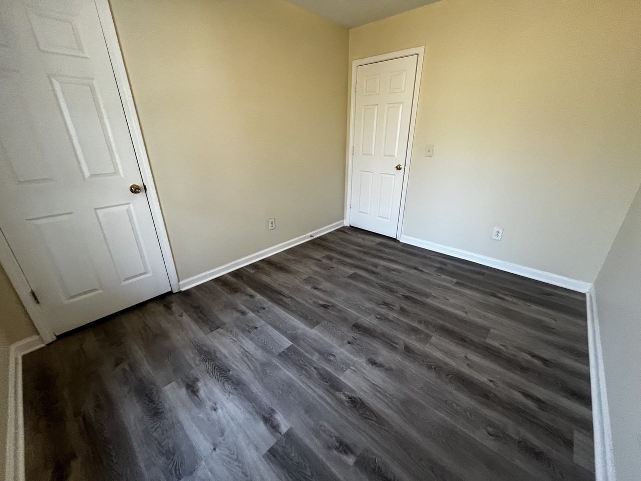 218 Poplar Point Dr - Photo 7 of 16