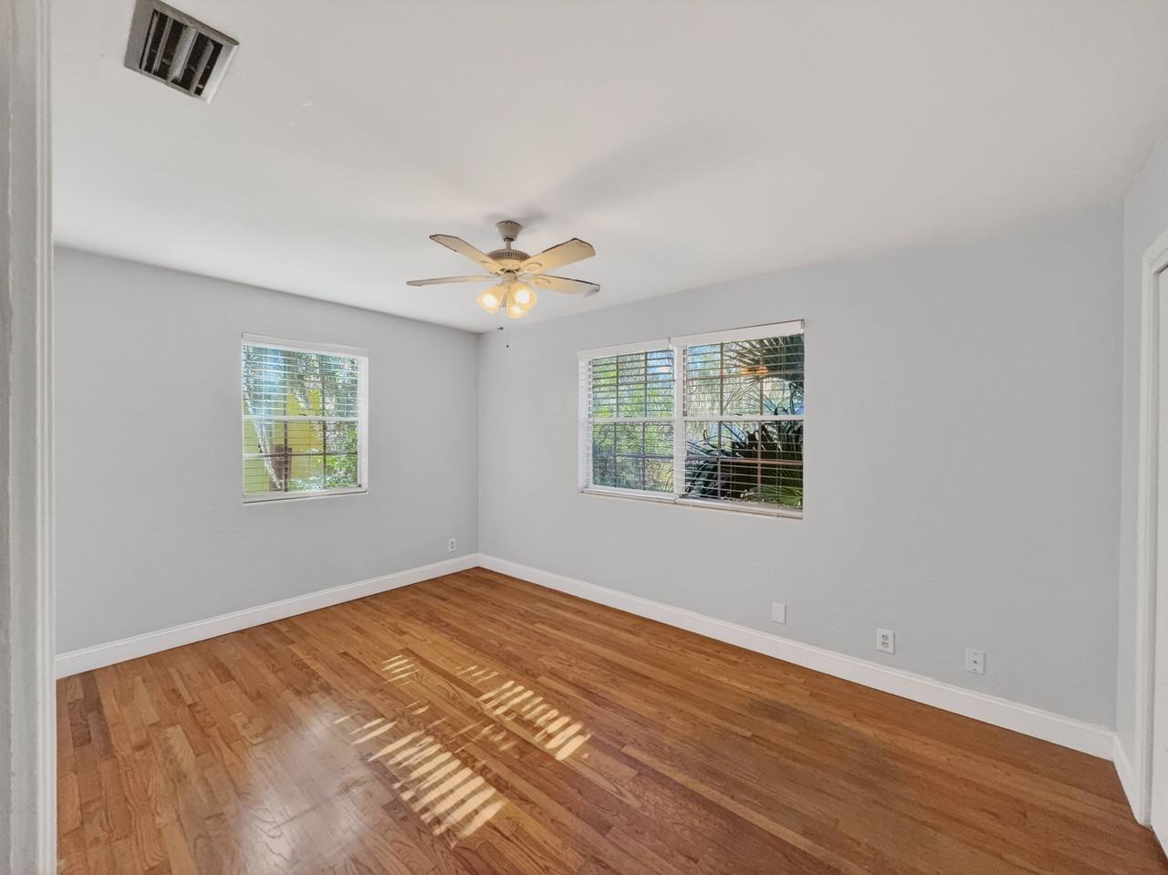 632 Tarragona Way - Photo 5 of 12