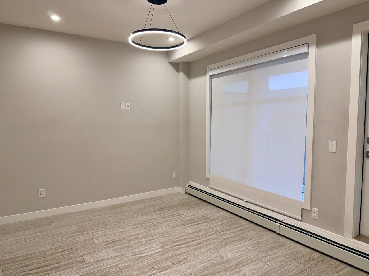 898 Savanna Cres Ne - Photo 5 of 21