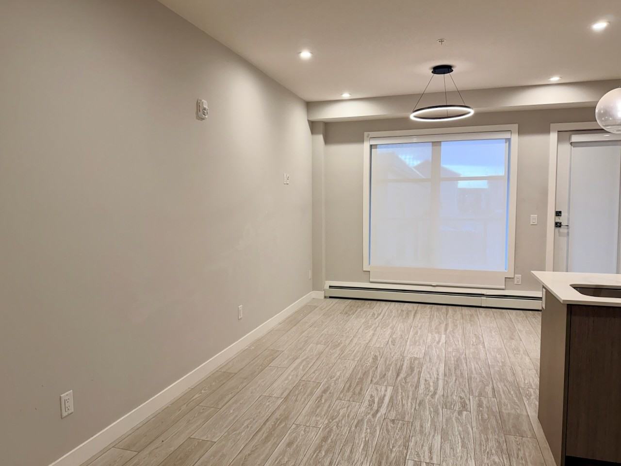 898 Savanna Cres Ne - Photo 6 of 21