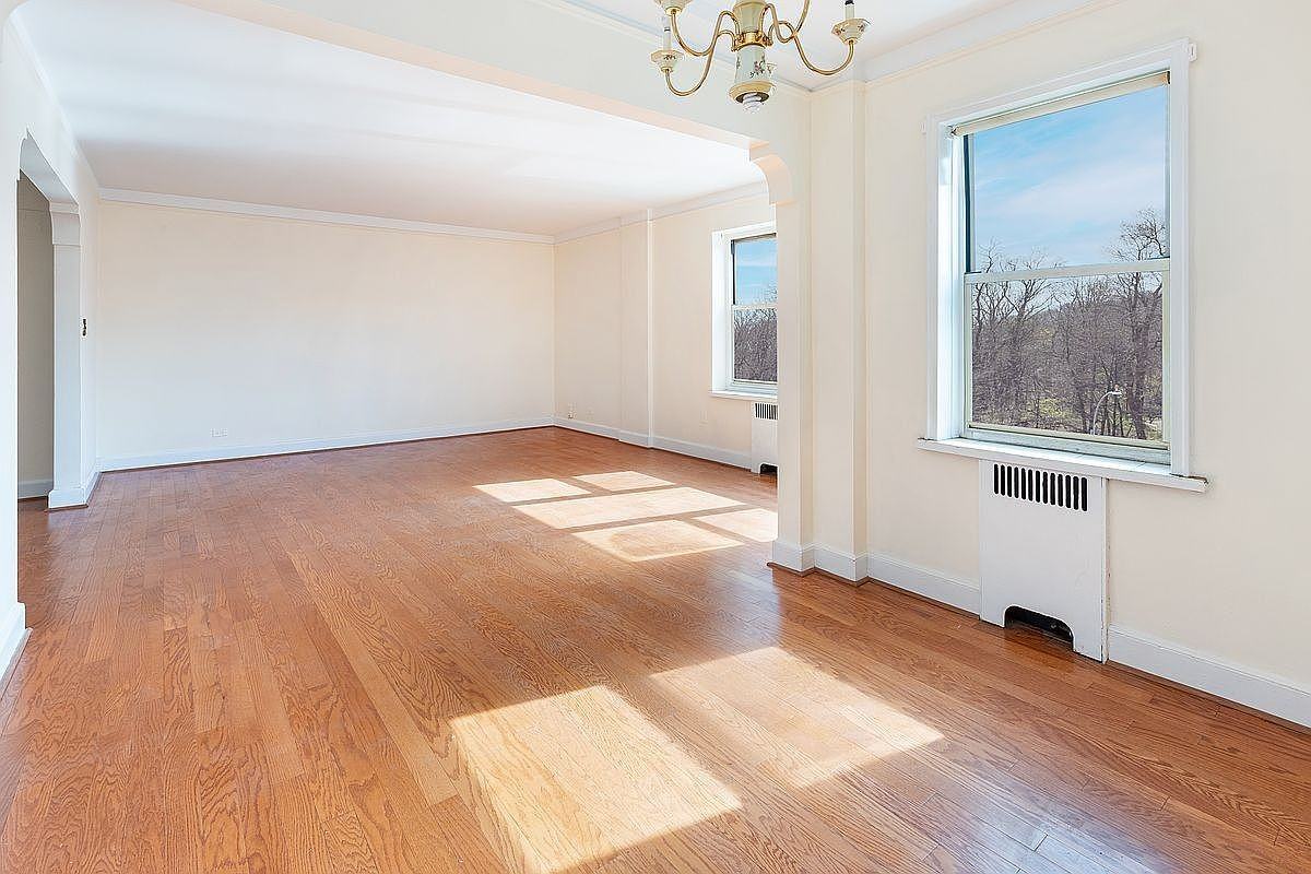 5400 Netherland Ave #B42 - Photo 2 of 10