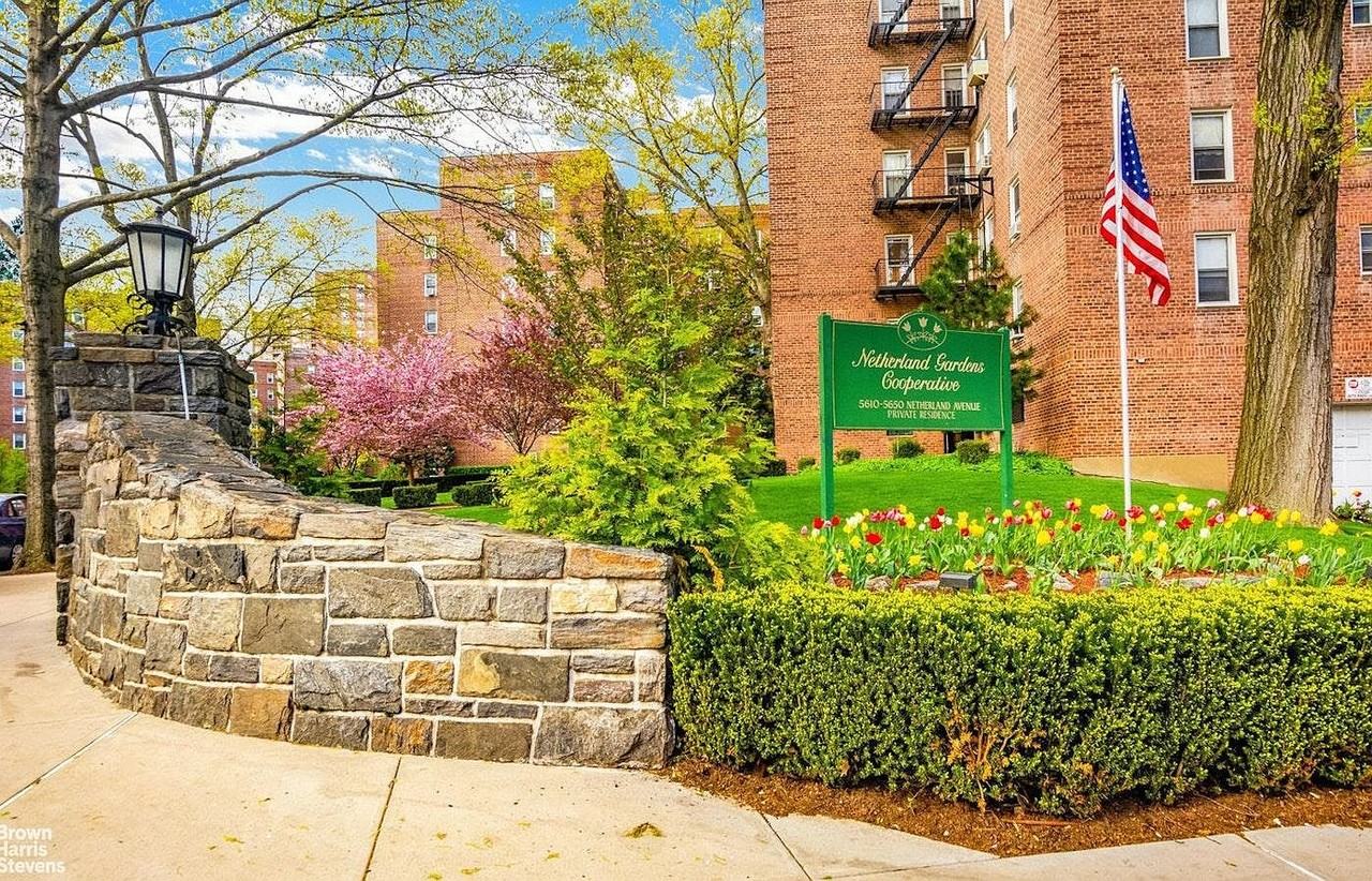 5400 Netherland Ave #B42 - Photo 7 of 10