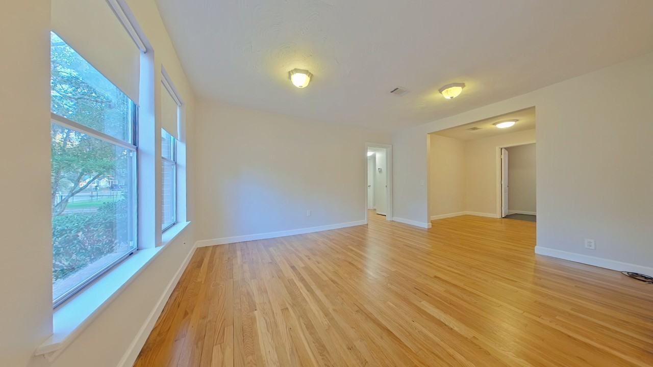 1014 Judith Ave - Photo 3 of 19