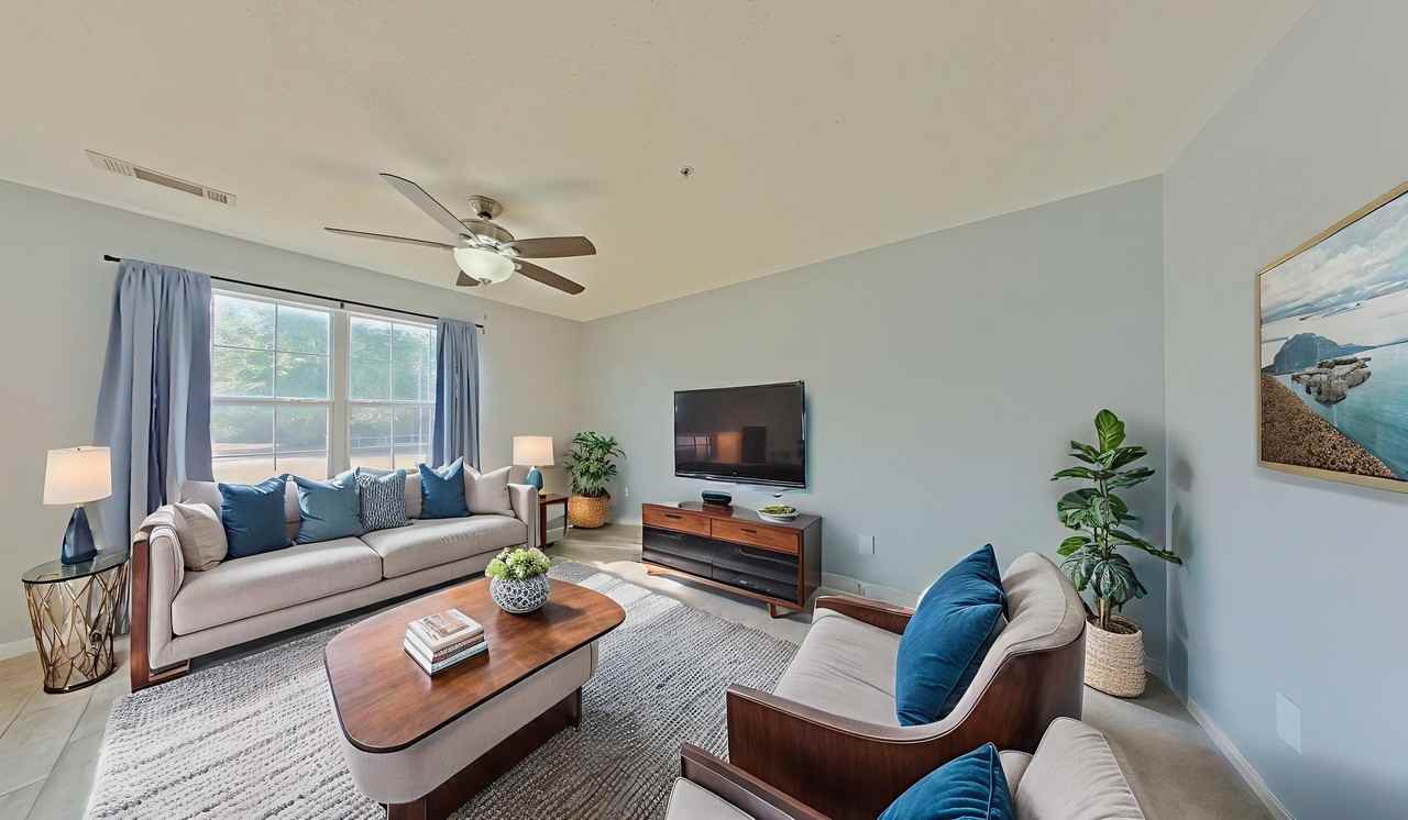 231 Swaying Pine Ct - Photo 3 of 18