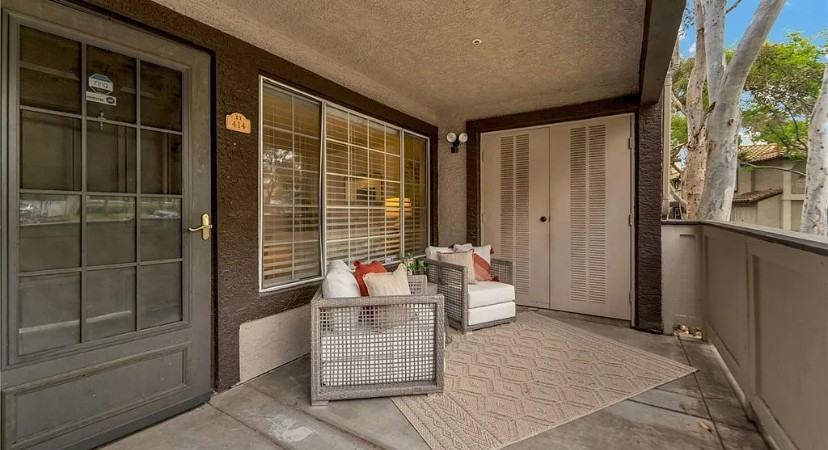 12584 Atwood Ct - Photo 3 of 19