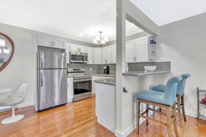 featured image of 302 5th Ave