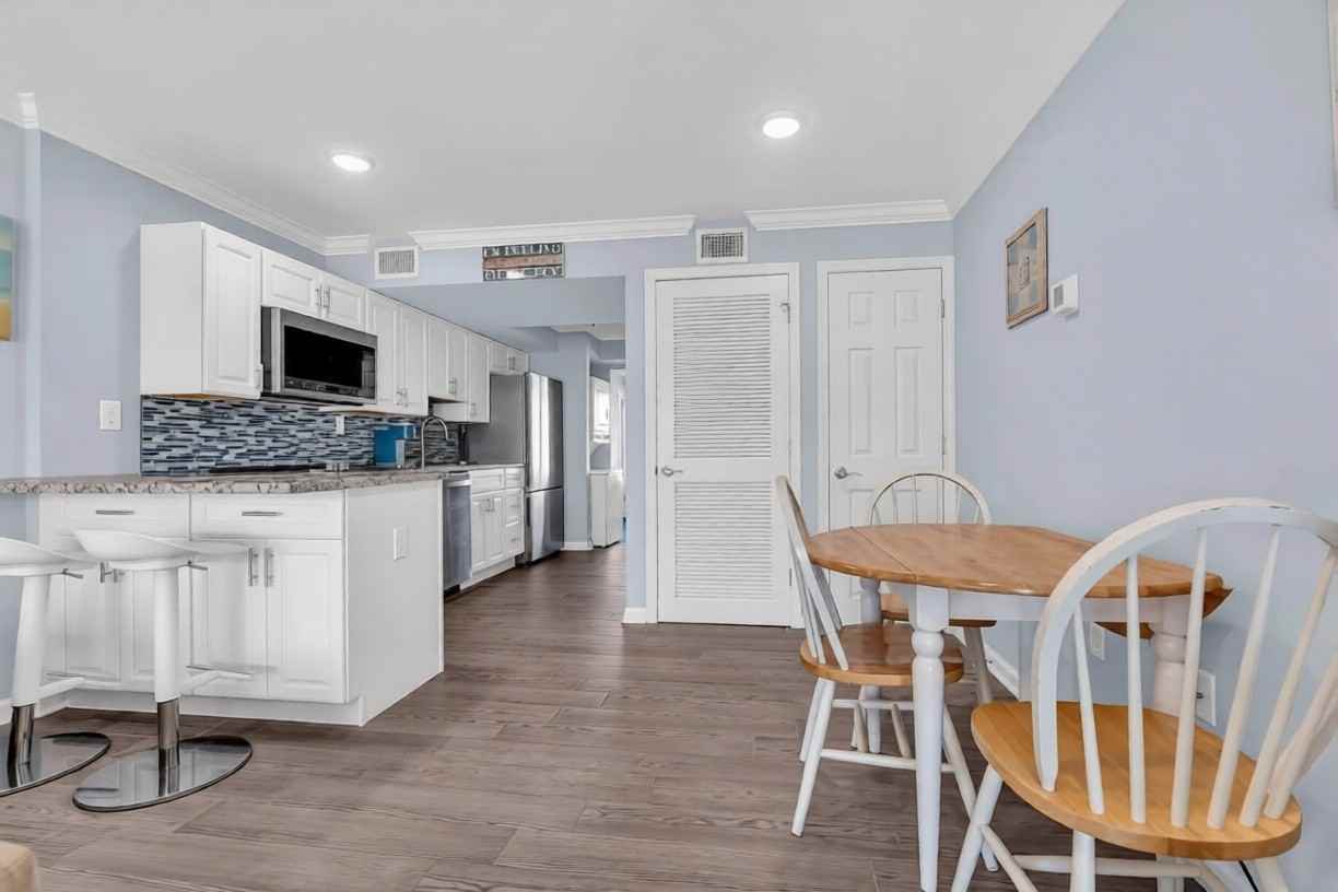 438 Highwayn - Photo 3 of 17