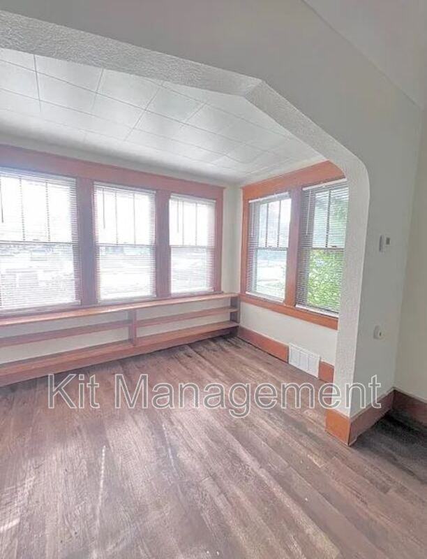 4225 N Haven Ave - Photo 7 of 15