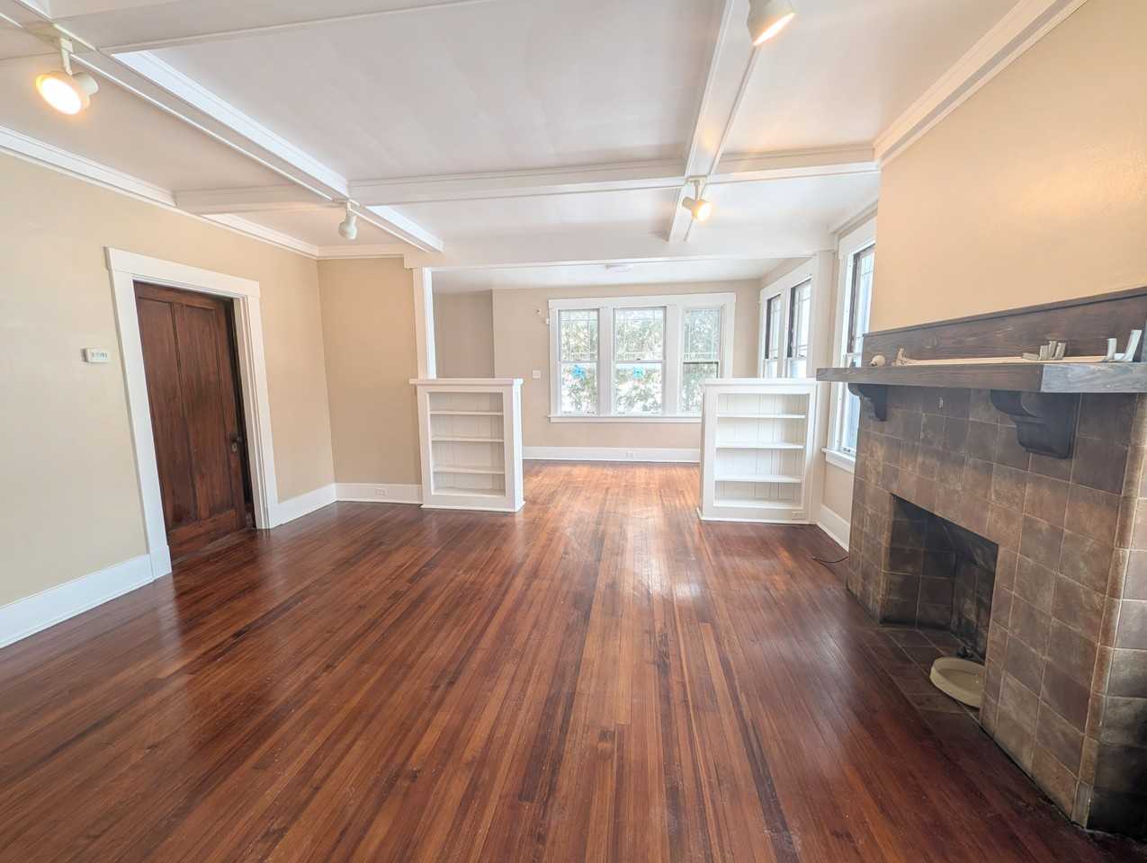 3626 Perrysville Ave - Photo 5 of 24