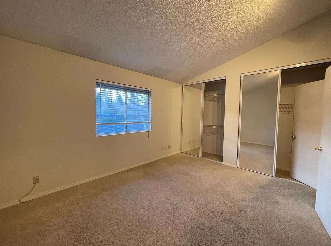 384 Shadow Run Dr #384 - Photo 7 of 9