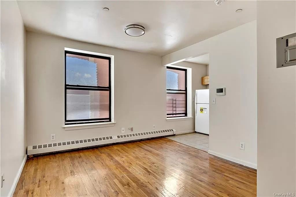 400 E 161st St #3A - Photo 3 of 9