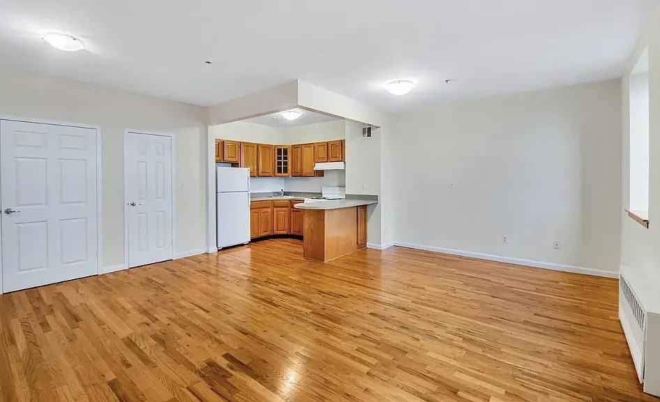 421 Degraw St #5C - Photo 3 of 6