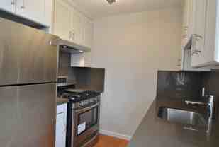 490 E Hedding St #3 - Photo 1 of 1