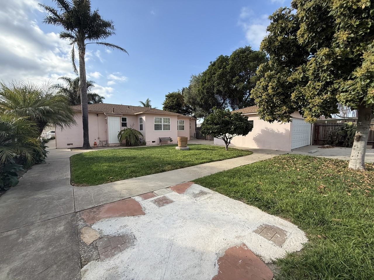 122 N G St - Photo 5 of 29