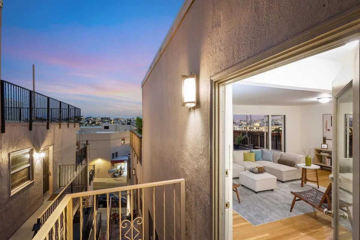 48 Terra Vista Ave #A - Photo 3 of 16