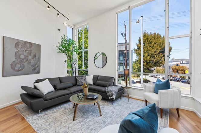 1603 18Th St - Photo 3 of 13