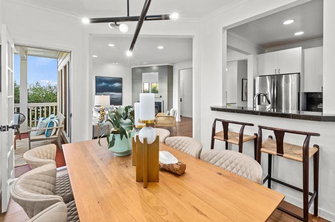 536 Wisconsin St - Photo 5 of 12