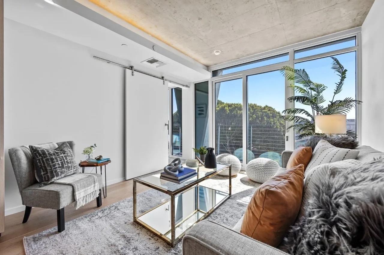 338 Potrero Ave - Photo 3 of 19