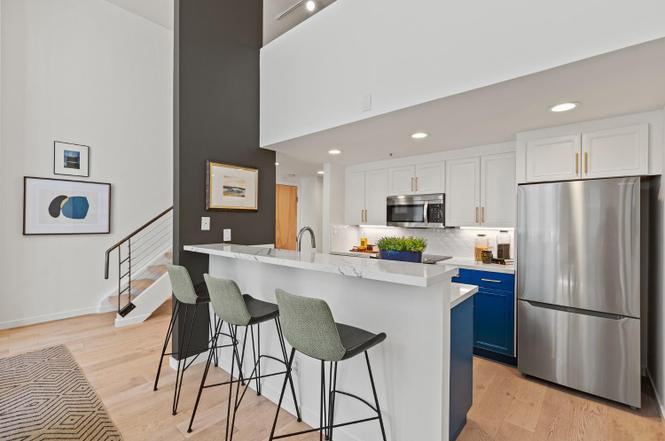 155 Harriet St - Photo 4 of 16