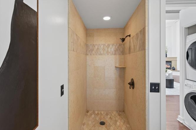 370 De Haro St - Photo 7 of 14