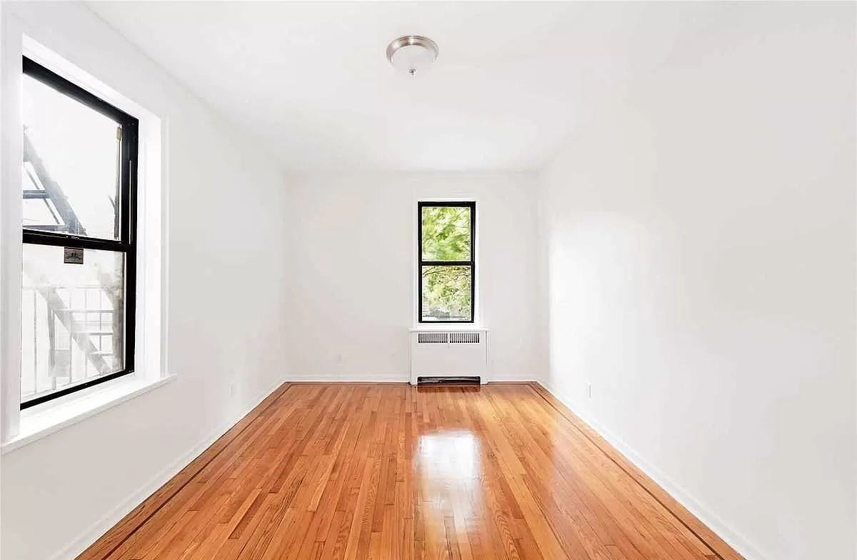 2965 Decatur Ave #1E - Photo 4 of 5