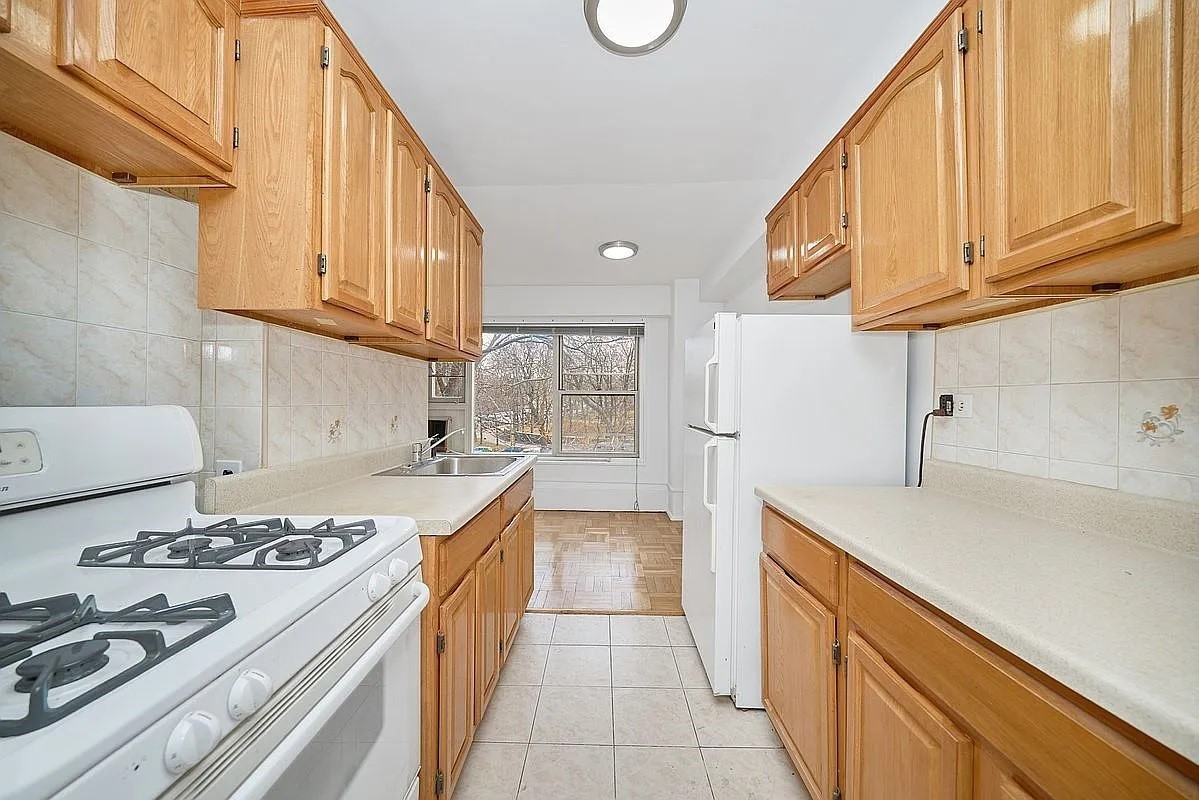 115 Ashland Pl #8C - Photo 2 of 11