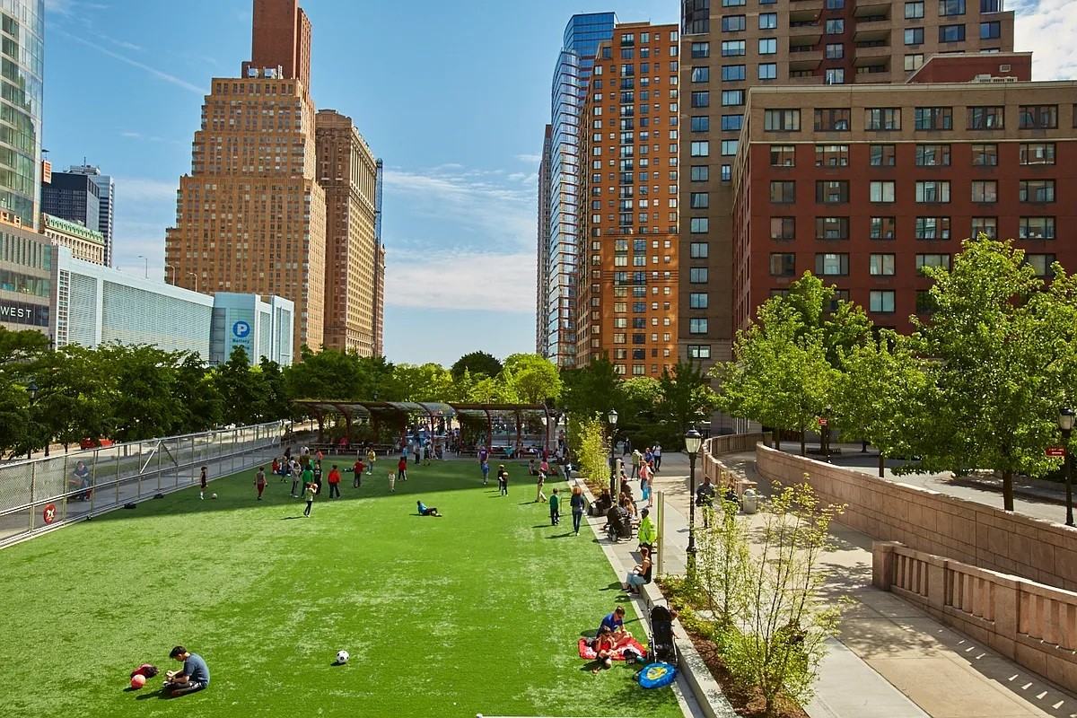 280 Rector Pl #6J - Photo 6 of 8