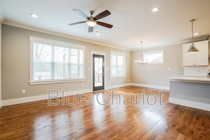 1312 N Alston Ave - Photo 4 of 17