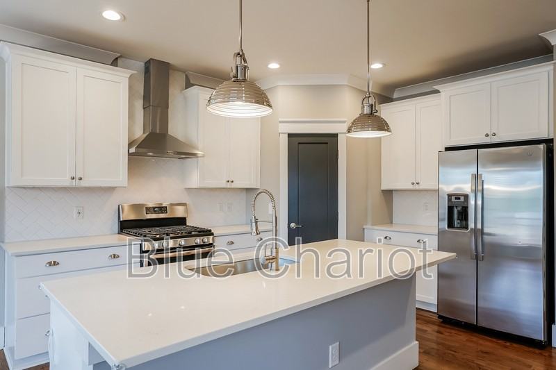 1312 N Alston Ave - Photo 7 of 17