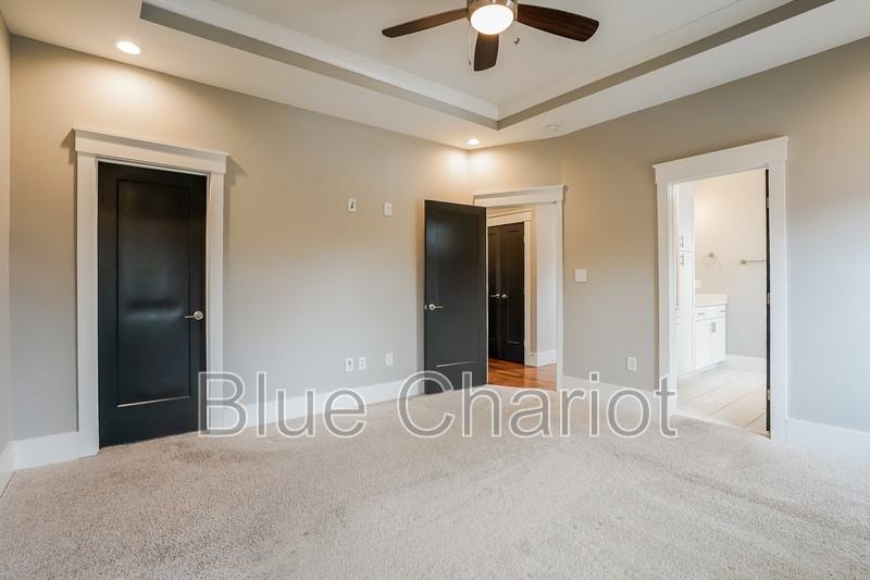 1312 N Alston Ave - Photo 5 of 17