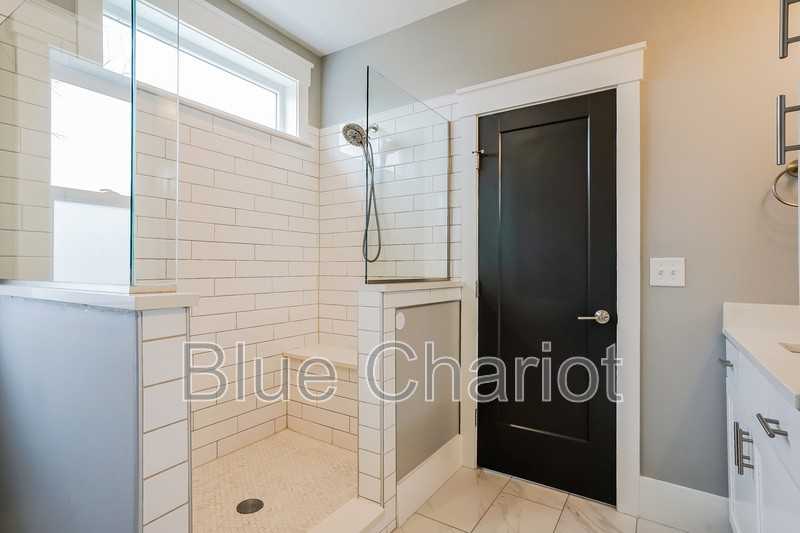 1312 N Alston Ave - Photo 4 of 17
