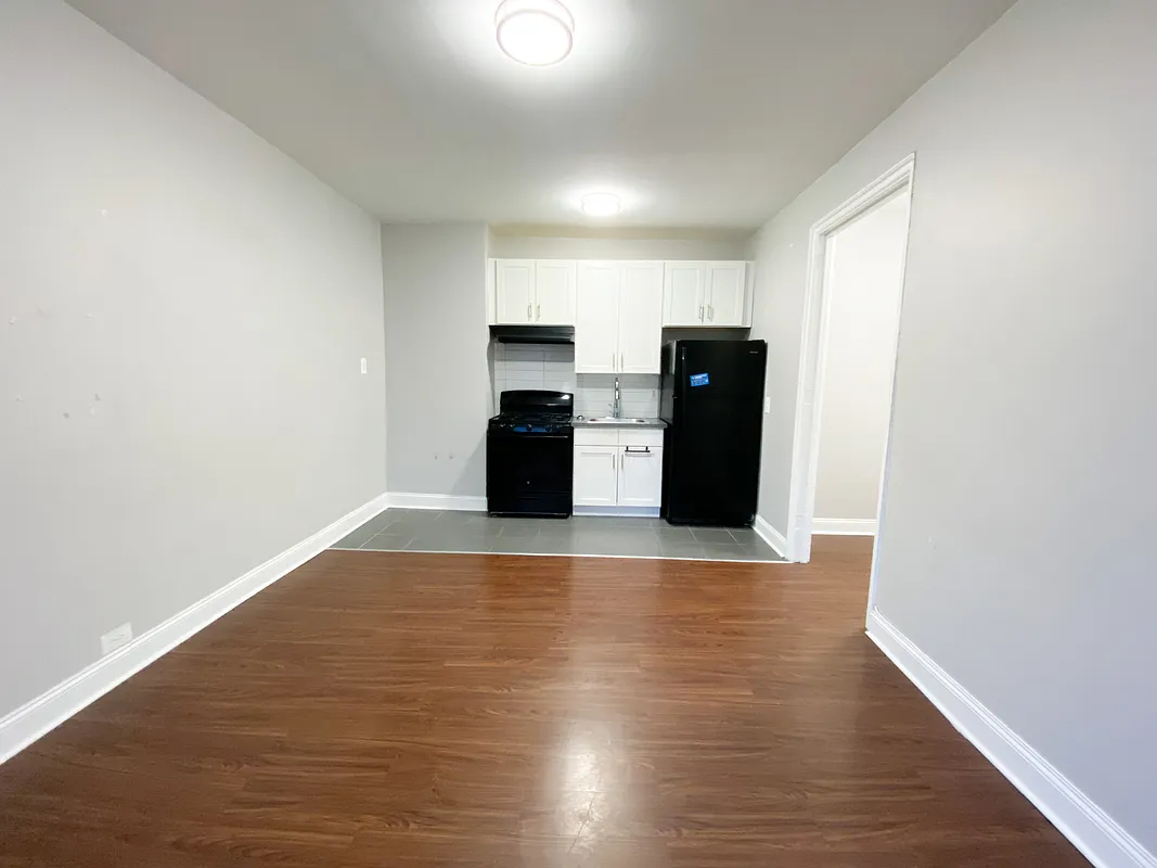 2800 Bronx Park E #PPP - Photo 4 of 4