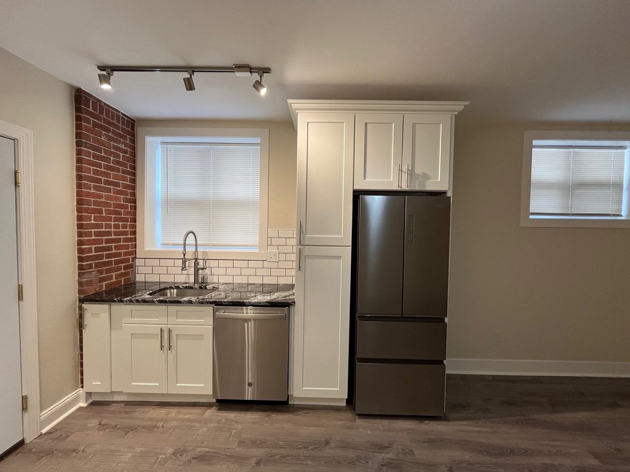 Amber 200 - Photo 6 of 24