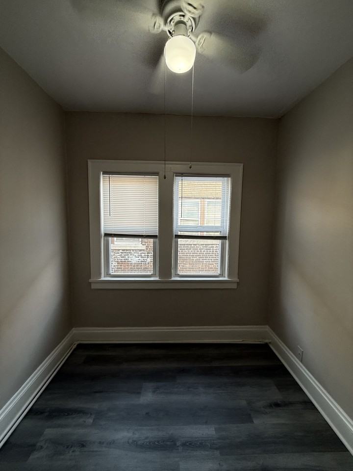 McKenzie - Photo 6 of 11