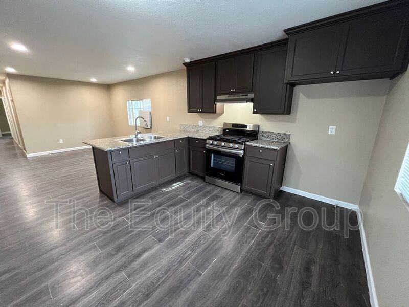 19014 Ave - Photo 3 of 8